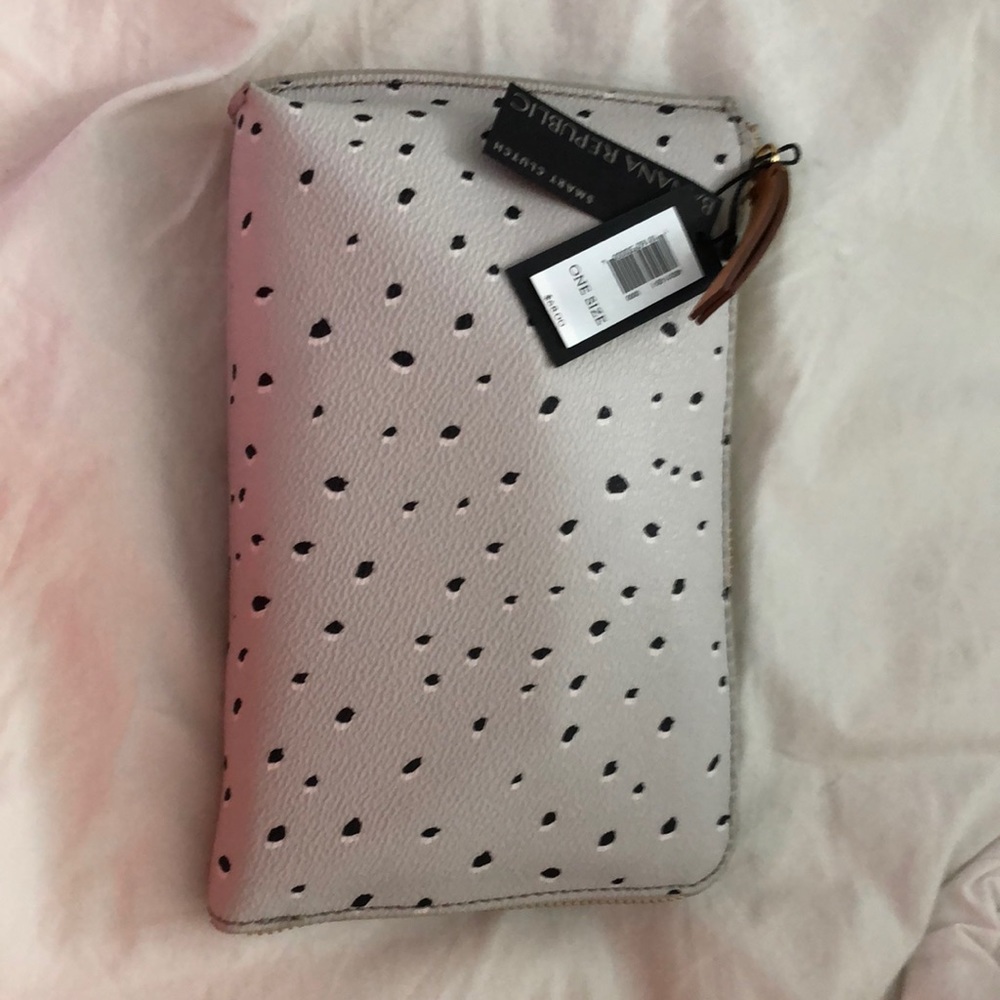 Banana republic light gray spotted clutch